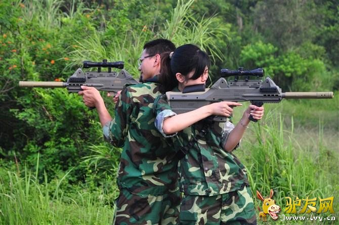 �人����cs